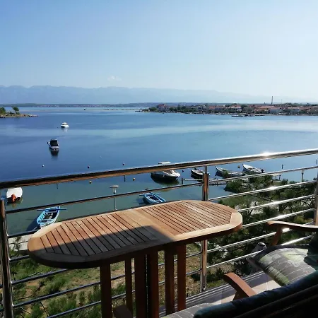Apartament Valentina-b Nin