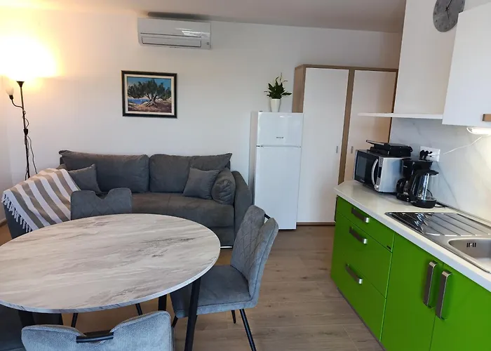 Valentina-b Apartman Nin