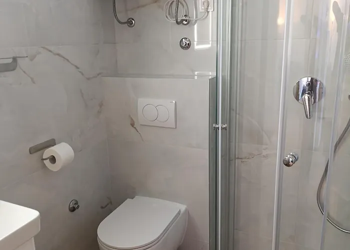 Valentina-b Apartman Nin