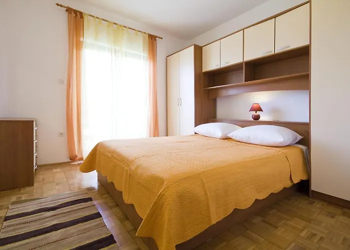 Valentina-b Apartman