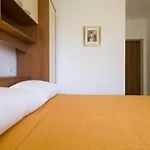 Valentina-b Nin