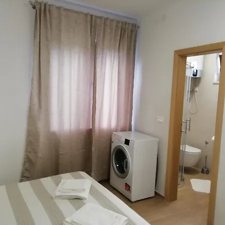 Valentina-b Apartman *