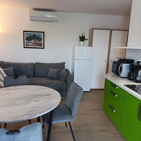 Valentina-b Appartamento Nin