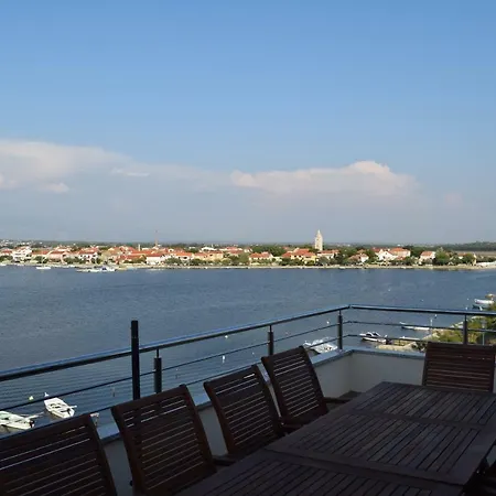 Valentina-b Apartman *